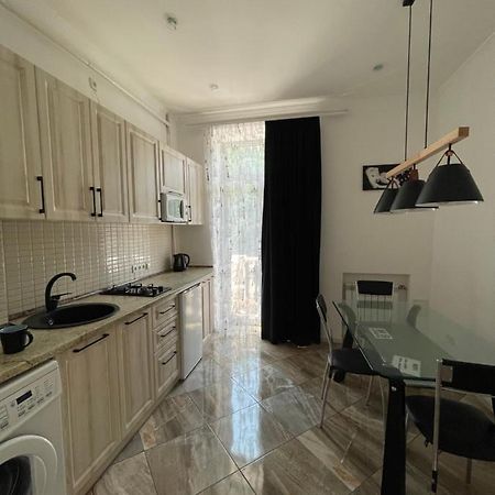 Vip Apartment Karl Marks Avenue Kryvy Rih Buitenkant foto